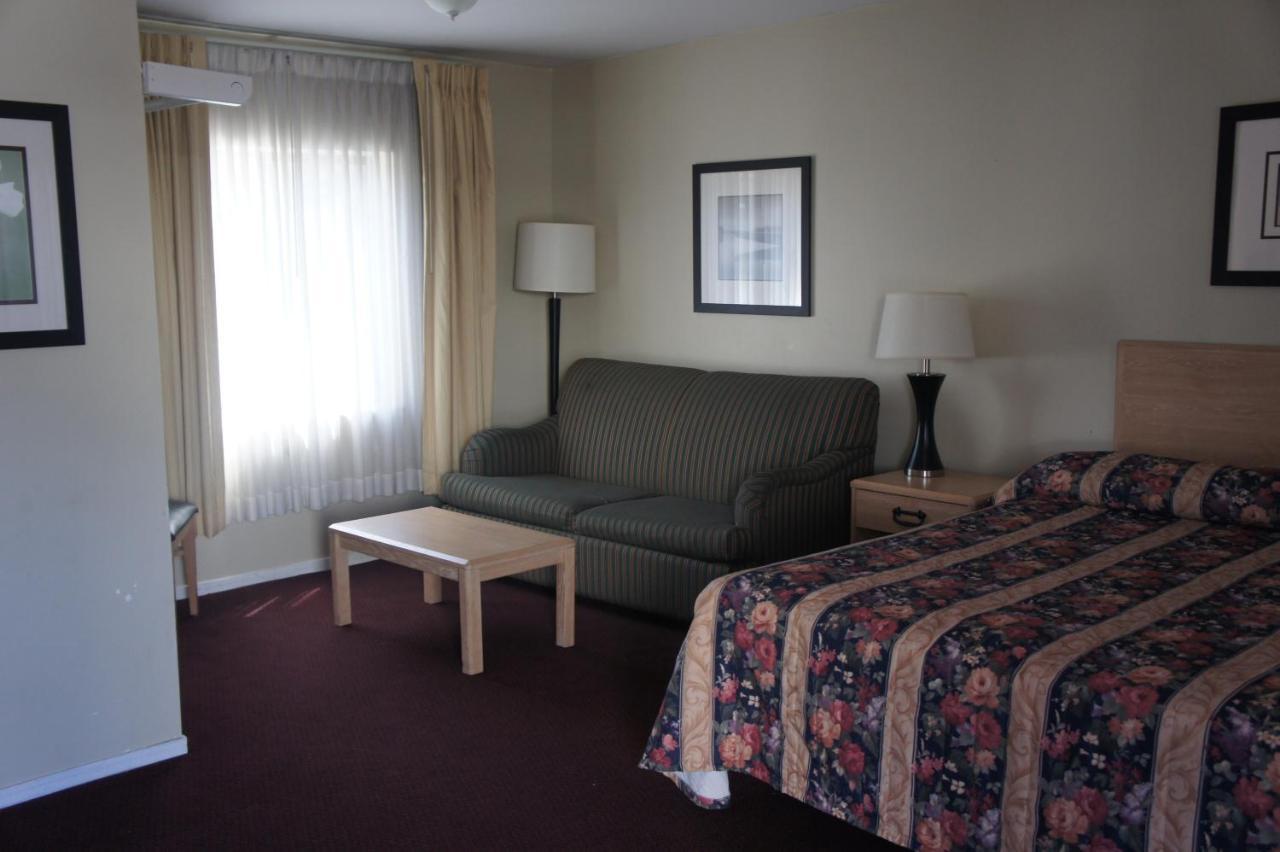 Budget Inn เอลเซอร์ริโต ภายนอก รูปภาพ